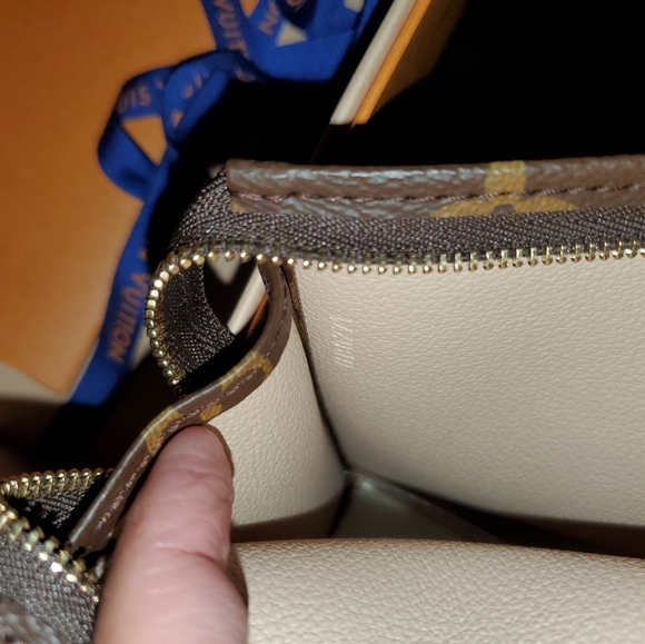 Authentic Brand New LV Toiletry 26 & 19. - Picture 6 of 9